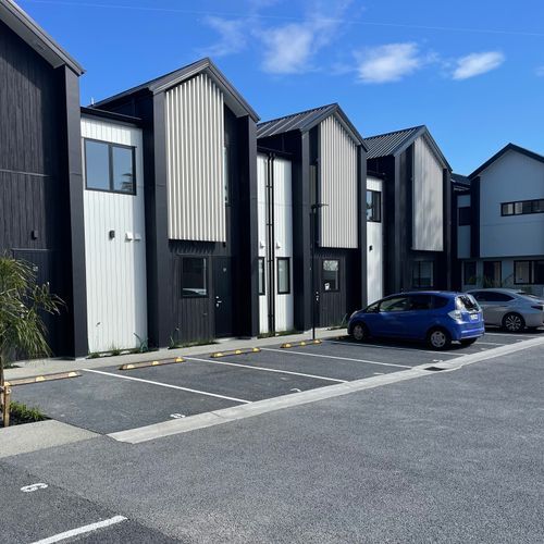 Townhouse Complex Parking